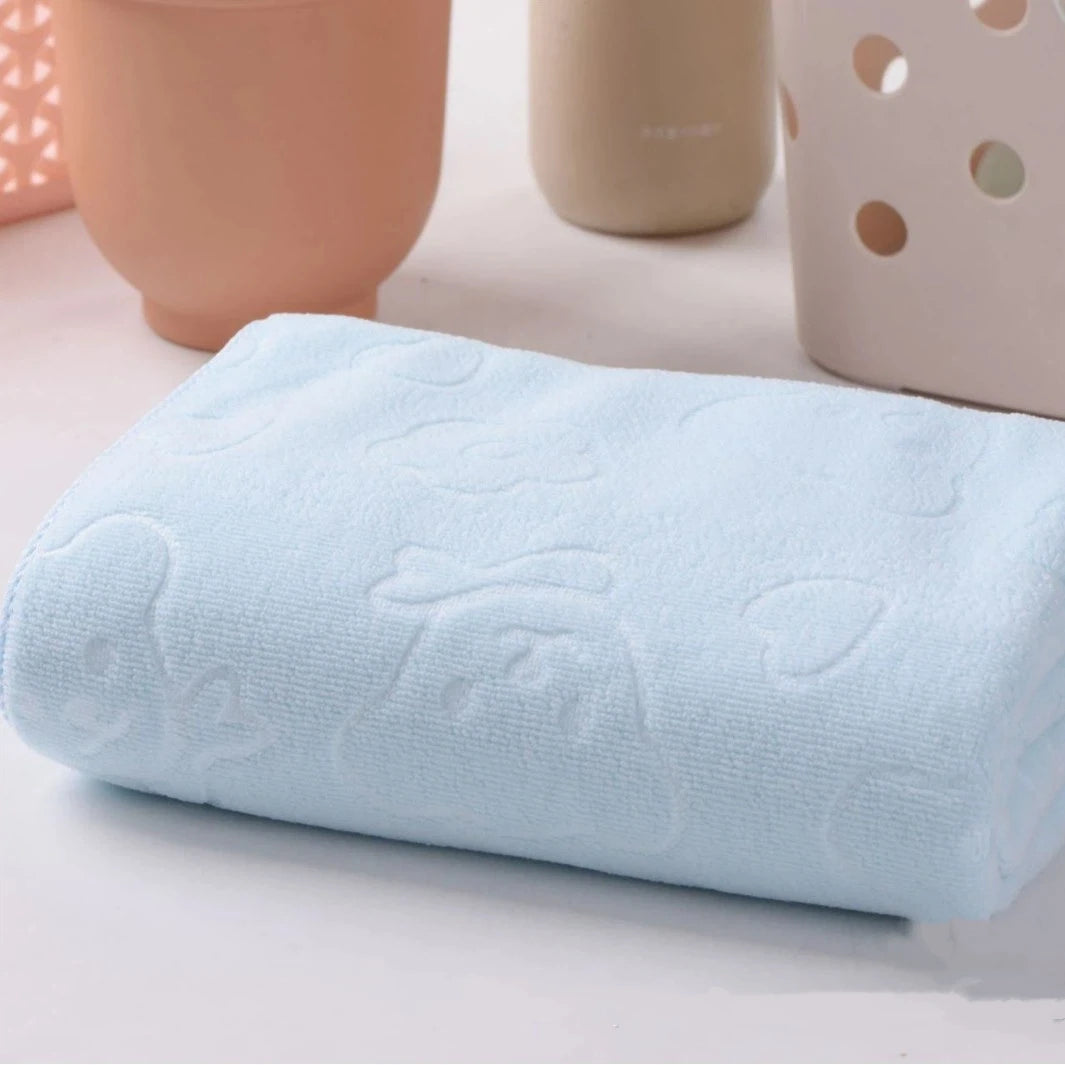 Serviette bleu à motif 